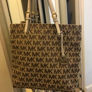 Michael Kors Tote